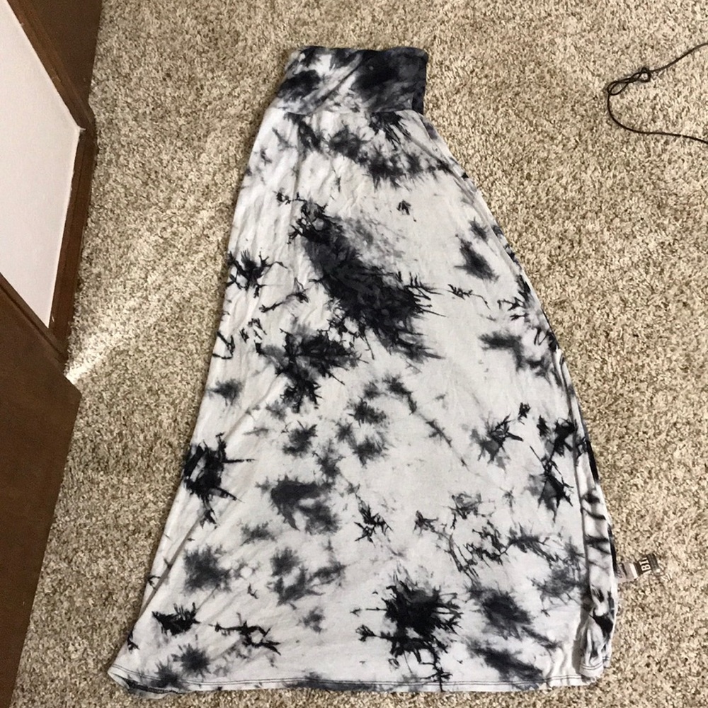Long skirt